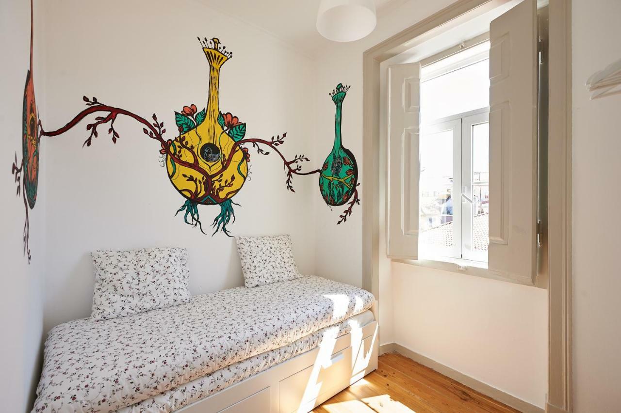 Love Inn Bairro Alto 4 Lisbon Luaran gambar